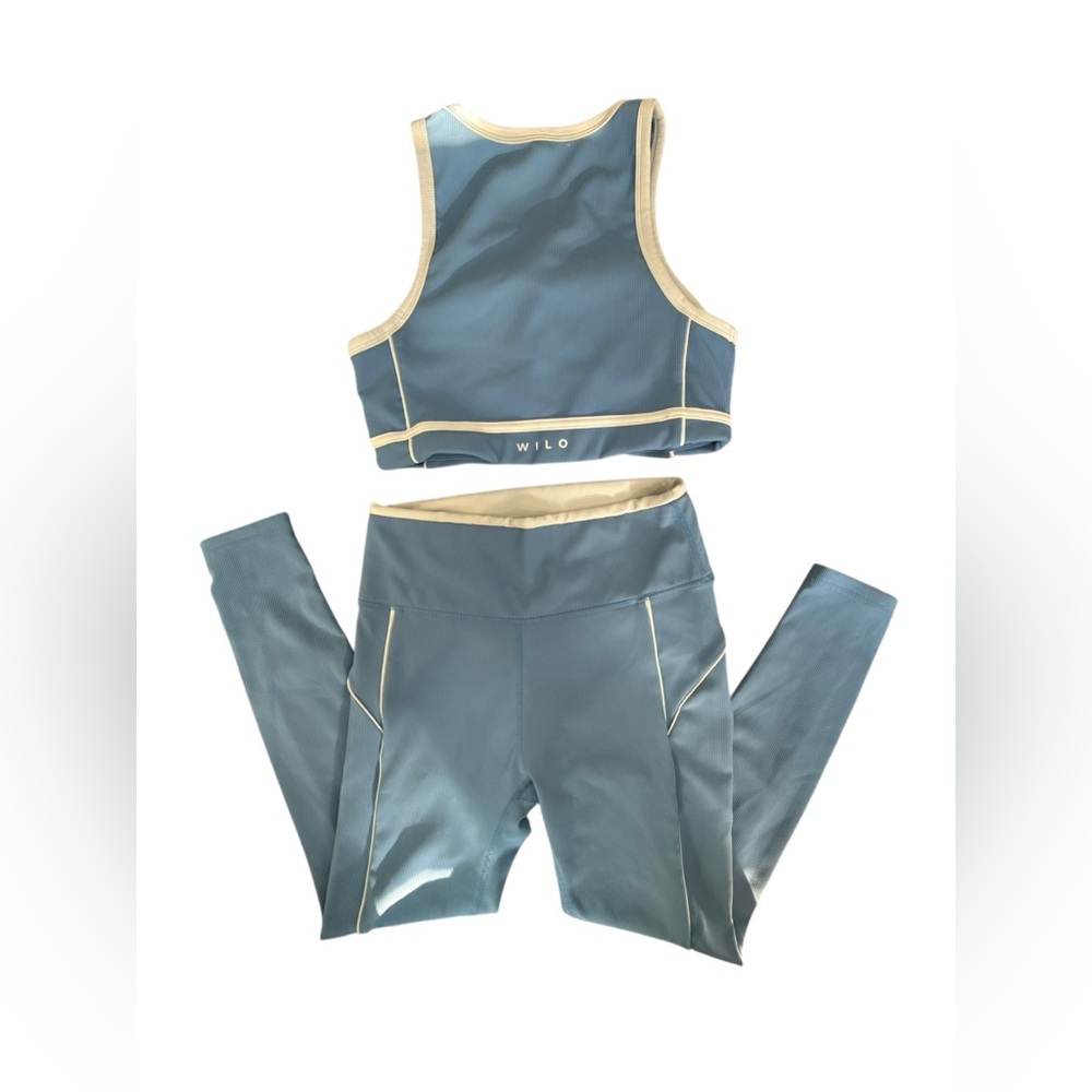 WILO Blue Performance Sports Bra & Legging Set - Blue with Cream Trim